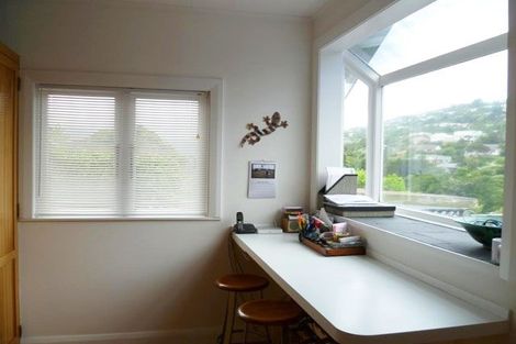 Photo of property in 61 Creswick Terrace, Northland, Wellington, 6012