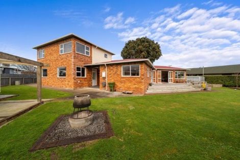 Photo of property in 10 Maire Street, Hawera, 4610