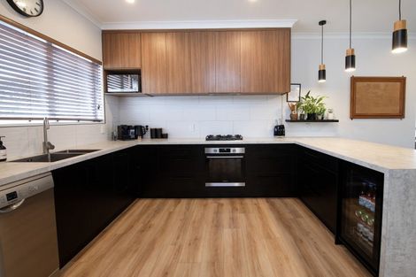 Photo of property in 19 Harpham Street, Taradale, Napier, 4112