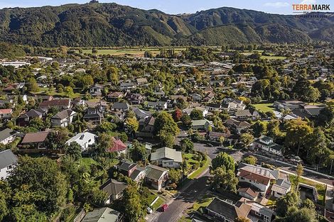 Photo of property in 4a Deller Grove, Silverstream, Upper Hutt, 5019