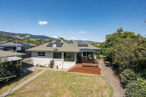 Photo of property in 10 Neale Avenue, Stoke, Nelson, 7011