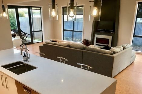 Photo of property in 6 Hohiria Street, Waikanae Beach, Waikanae, 5036