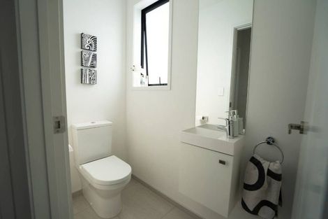 Photo of property in 35 Taioma Close, Papamoa, 3118