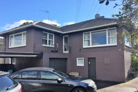Photo of property in 31 Lyndhurst Road, Te Atatu South, Auckland, 0610
