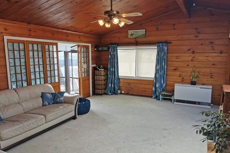 Photo of property in 18 Mcguire Street, Hawera, 4610