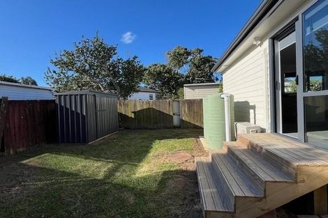 Photo of property in 10 Blanche Way, Half Moon Bay, Auckland, 2012