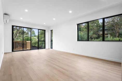 Photo of property in 24c Scarlock Avenue, Browns Bay, Auckland, 0630