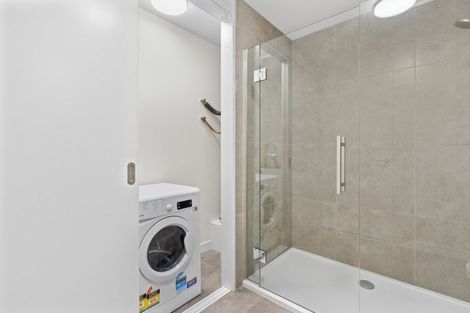 Photo of property in 69u2 Tiketike Way, Brooklyn, Wellington, 6021