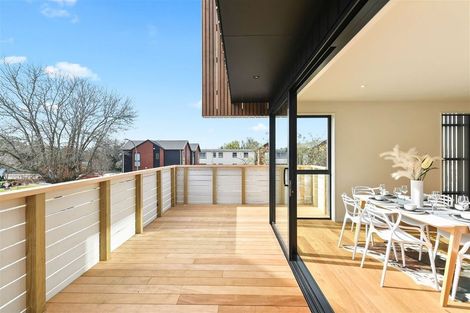 Photo of property in 2u2 Manning Street, Hamilton Central, Hamilton, 3204