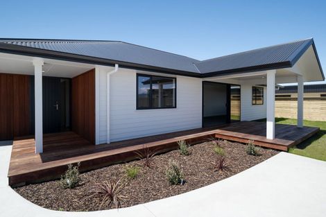 Photo of property in 30 Raupo Crescent, Wharewaka, Taupo, 3330