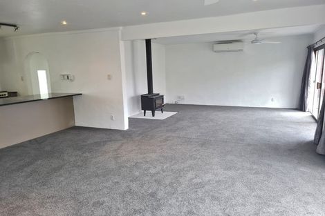 Photo of property in 17 Nukumea Common, Orewa, 0931