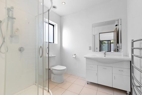 Photo of property in 2/1 Maple Court, Arthurs Point, Queenstown, 9371