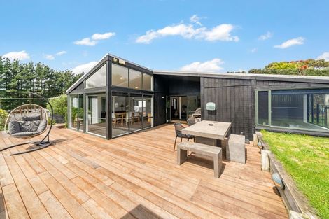 Photo of property in 20 Coroglen Rise, Pukerua Bay, 5026