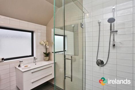 Photo of property in 4/60 Charles Street, Waltham, Christchurch, 8011