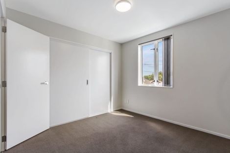 Photo of property in 87 Grove Road, Papakura, 2110