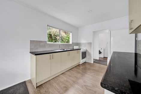 Photo of property in 35 Herekawe Drive, Spotswood, New Plymouth, 4310