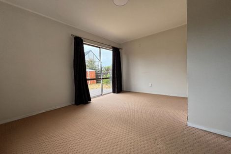 Photo of property in 21b Challen Close, Conifer Grove, Takanini, 2112