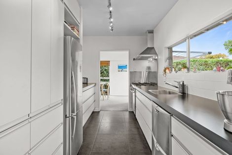 Photo of property in 15a Saint Winifreds Place, Bryndwr, Christchurch, 8052
