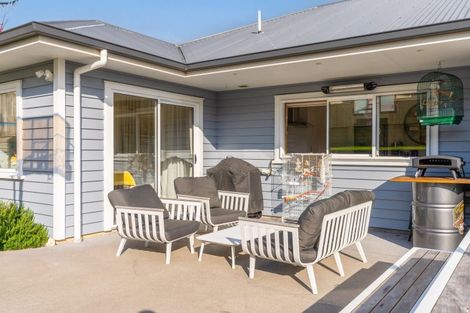 Photo of property in 32 Ballintoy Park Drive, Welcome Bay, Tauranga, 3175