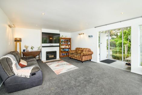 Photo of property in 212 Polson Hill Drive, Aokautere, Palmerston North, 4471