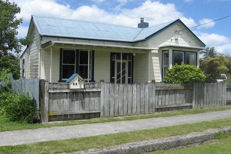 Photo of property in 25 Camden Street, Feilding, 4702