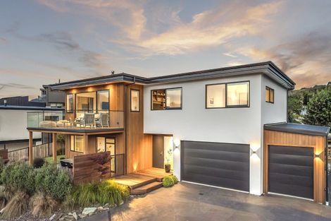 Photo of property in 8 Landsborough Lane, Wanaka, 9305