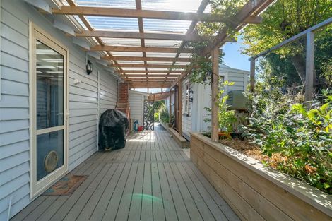 Photo of property in 21 Castle Street, Waihola, Milton, 9073