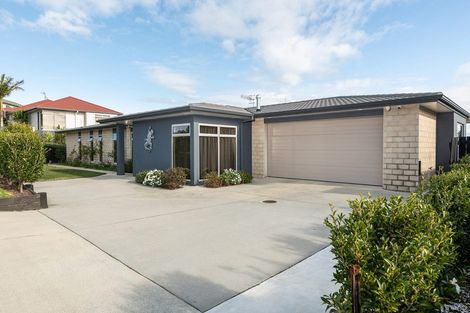 Photo of property in 112r Waikite Road, Welcome Bay, Tauranga, 3175
