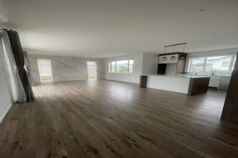 Photo of property in 3 Franheim Crescent, Orewa, 0931