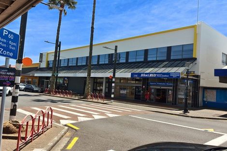 Photo of property in 350a Great South Road, Opaheke, Papakura, 2113