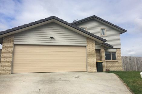 Photo of property in 4 Kereru Rise, Papakura, 2110