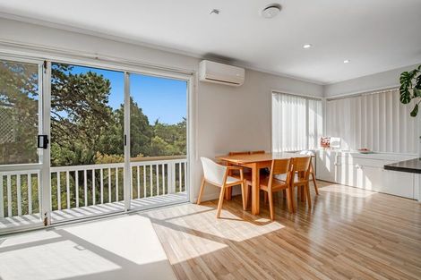 Photo of property in 9 Bryers Place, Bayview, Auckland, 0629