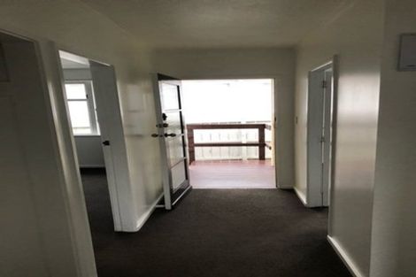 Photo of property in 9 Kotuku Street, Te Atatu Peninsula, Auckland, 0610