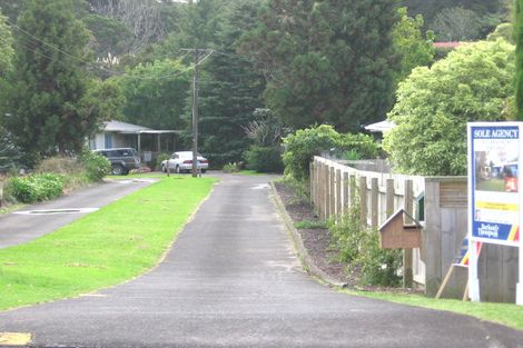 Photo of property in 56a Woodside Road, Massey, Auckland, 0614