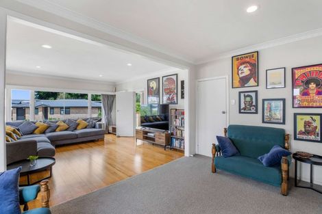 Photo of property in 3 Trosk Place, Waiuku, 2123