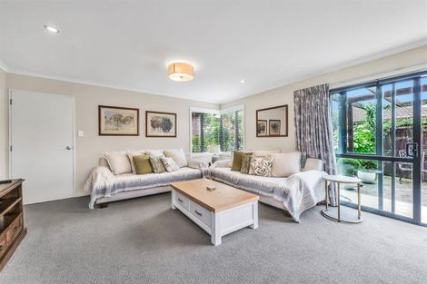 Photo of property in 34 Royleen Street, Casebrook, Christchurch, 8051