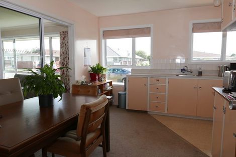 Photo of property in 20 Apollo Place, Papanui, Christchurch, 8052