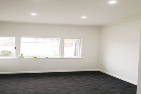 Photo of property in 125 East Tamaki Road, Papatoetoe, Auckland, 2025