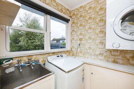 Photo of property in 21 Ilford Place, Awapuni, Palmerston North, 4412