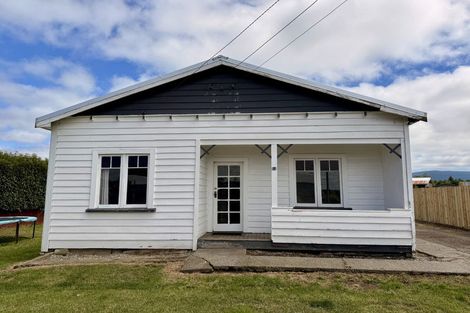 Photo of property in 63 Elles Road, Otautau, 9610