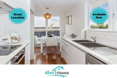 Photo of property in 8a White Road, Manurewa, Auckland, 2102