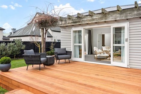 Photo of property in 51 Hawkesbury Avenue, St Albans, Christchurch, 8014