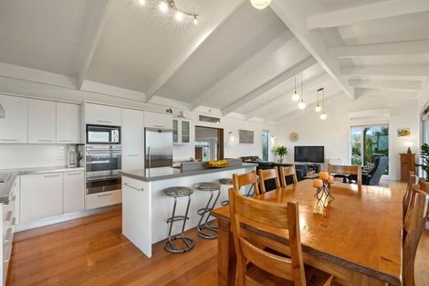 Photo of property in 22a Whiteley Street, Moturoa, New Plymouth, 4310