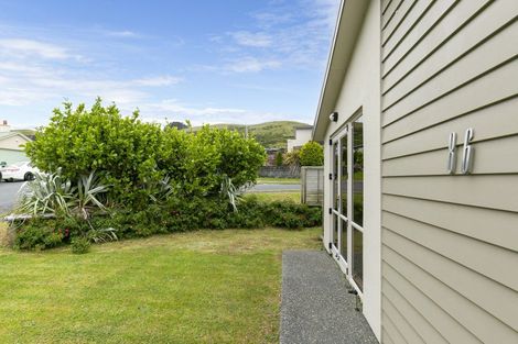 Photo of property in 86 Kentwood Drive, Woodridge, Wellington, 6037
