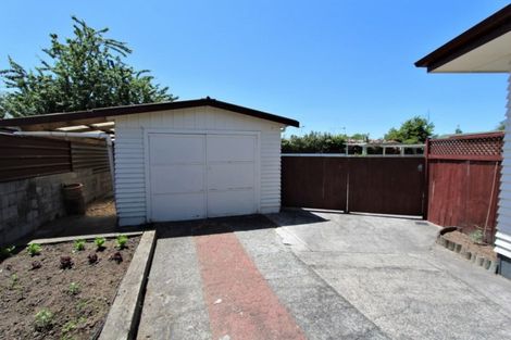 Photo of property in 16 Kenmore Place, Tokoroa, 3420