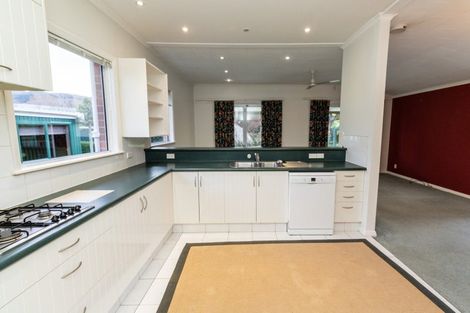 Photo of property in 395 Fergusson Drive, Heretaunga, Upper Hutt, 5018