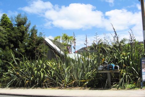 Photo of property in 285 Motutara Road, Muriwai, Waimauku, 0881