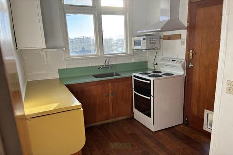 Photo of property in 35 Branxholm Street, Roxburgh, 9500