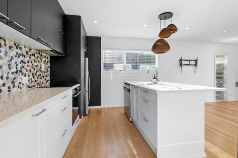 Photo of property in 679 Huia Road, Parau, Auckland, 0604