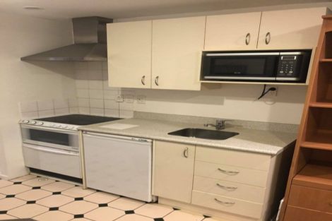 Photo of property in Terrace Heights Apartments, 4g/163 The Terrace, Wellington Central, Wellington, 6011